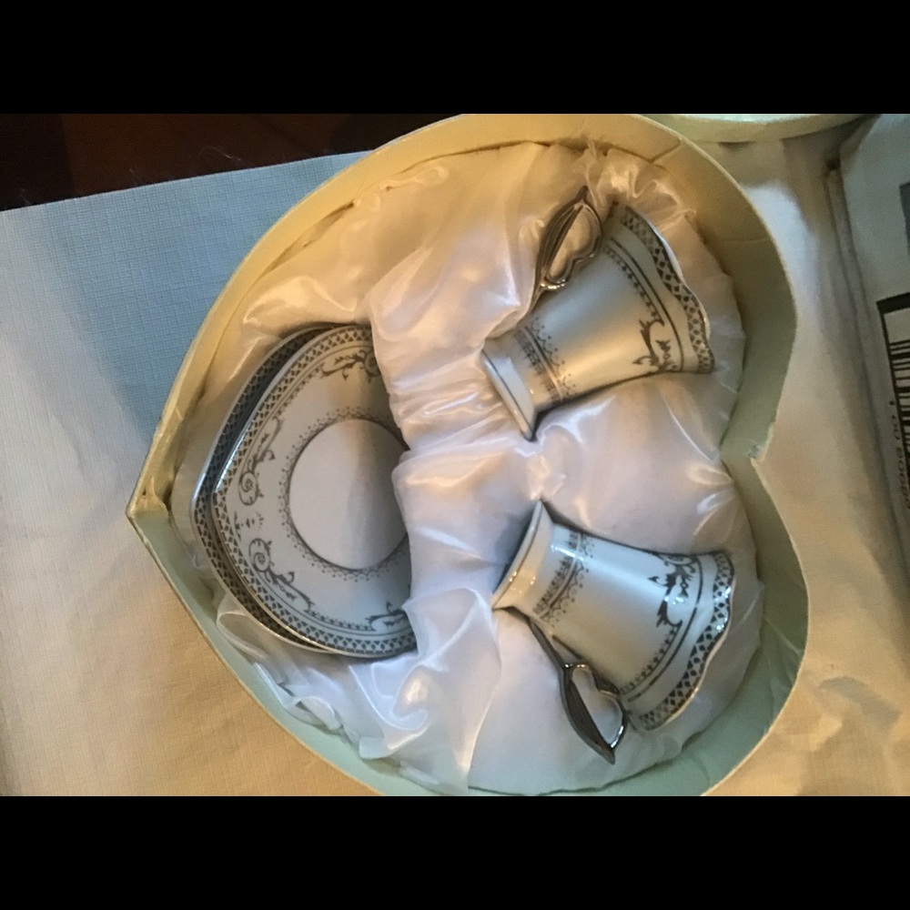 Two cup and plate fancy boxed set